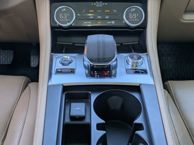 Used 2022 Jaguar F-PACE S AWD/4WD image 21