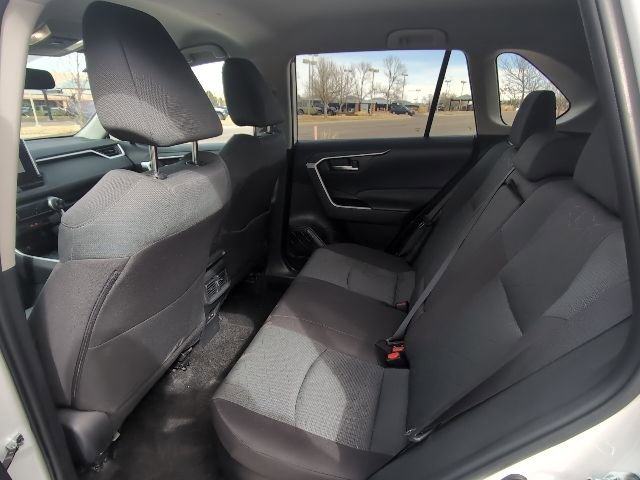 Used 2025 Toyota RAV4 XLE image 27