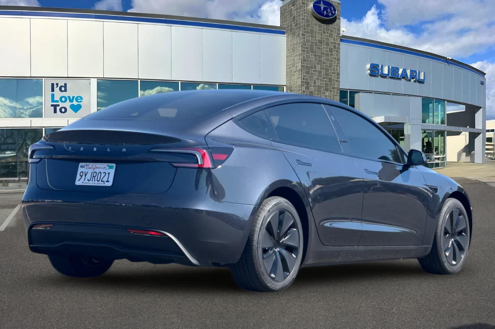 Used 2024 Tesla Model 3 Standard Range RWD image 2