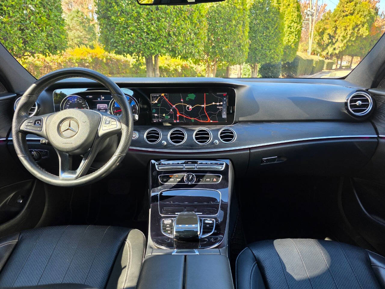 Used 2017 Mercedes-Benz E 300 image 16