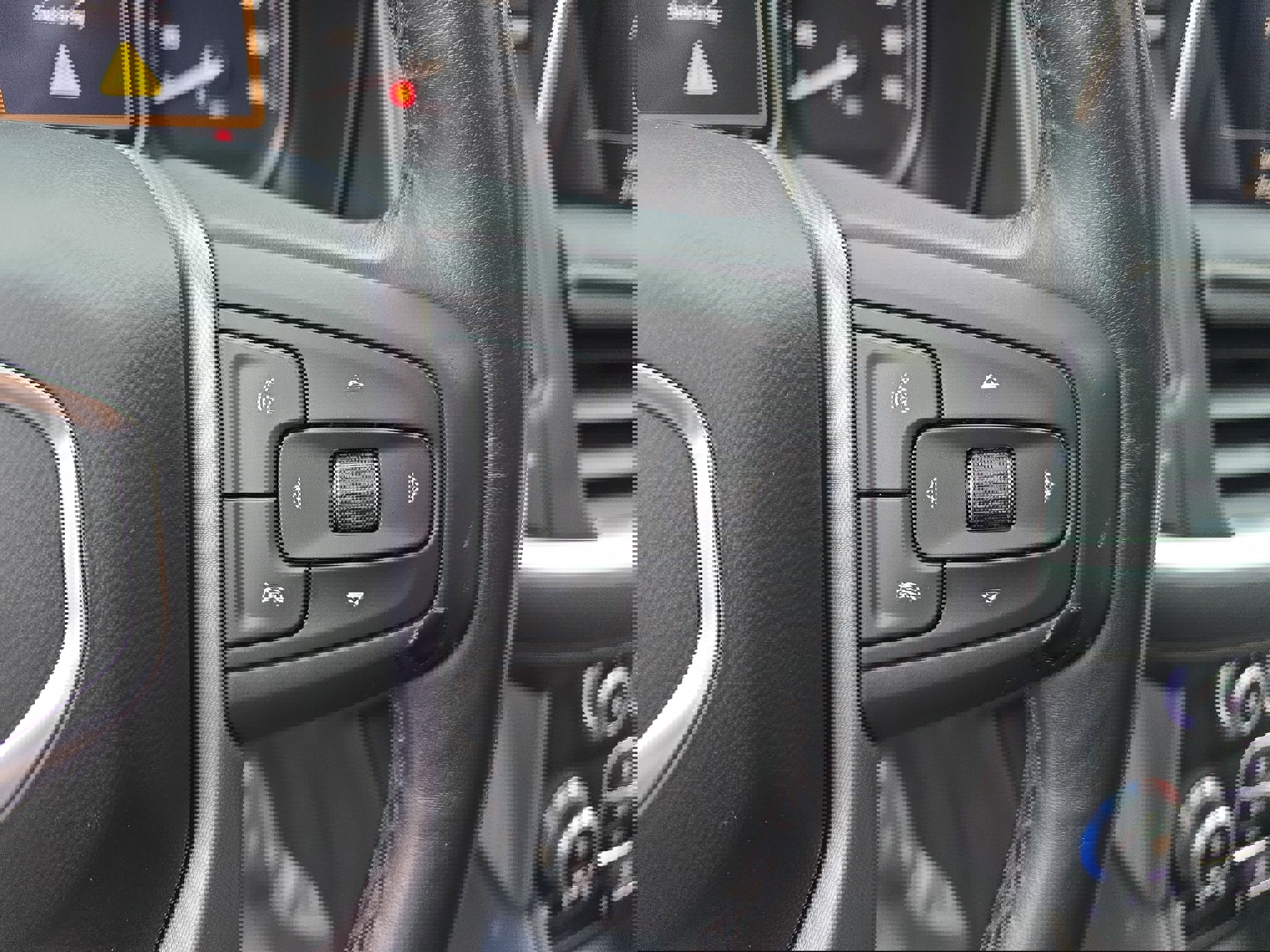 Used 2021 GMC Yukon SLT w/ SLT Premium Package image 20