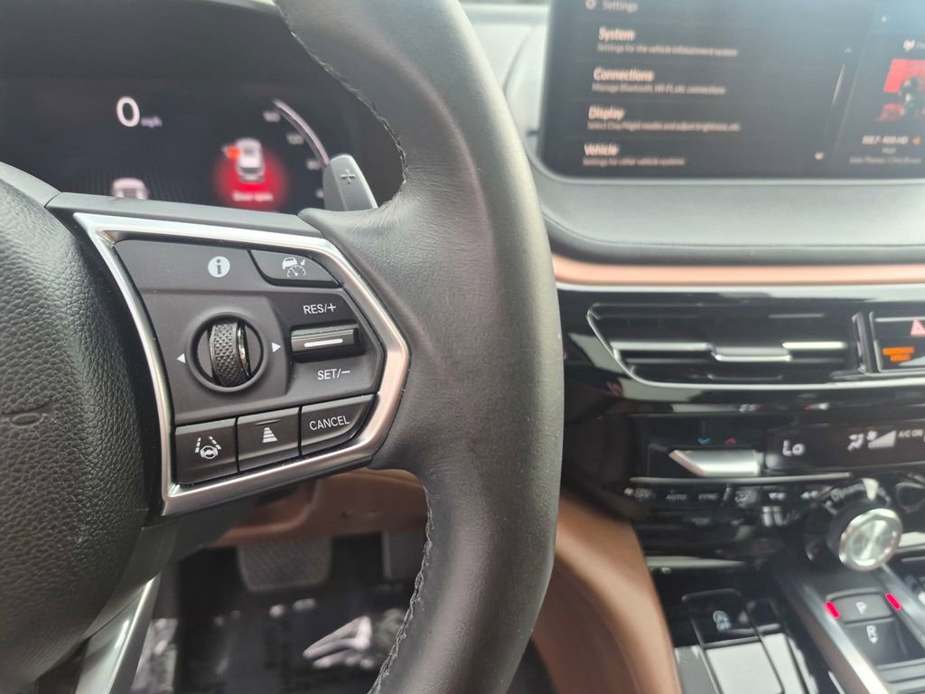 Used 2024 Acura MDX SH-AWD w/ Technology Package image 10