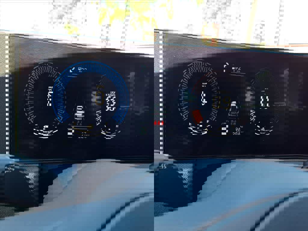 Used 2025 Hyundai Sonata SEL image 12