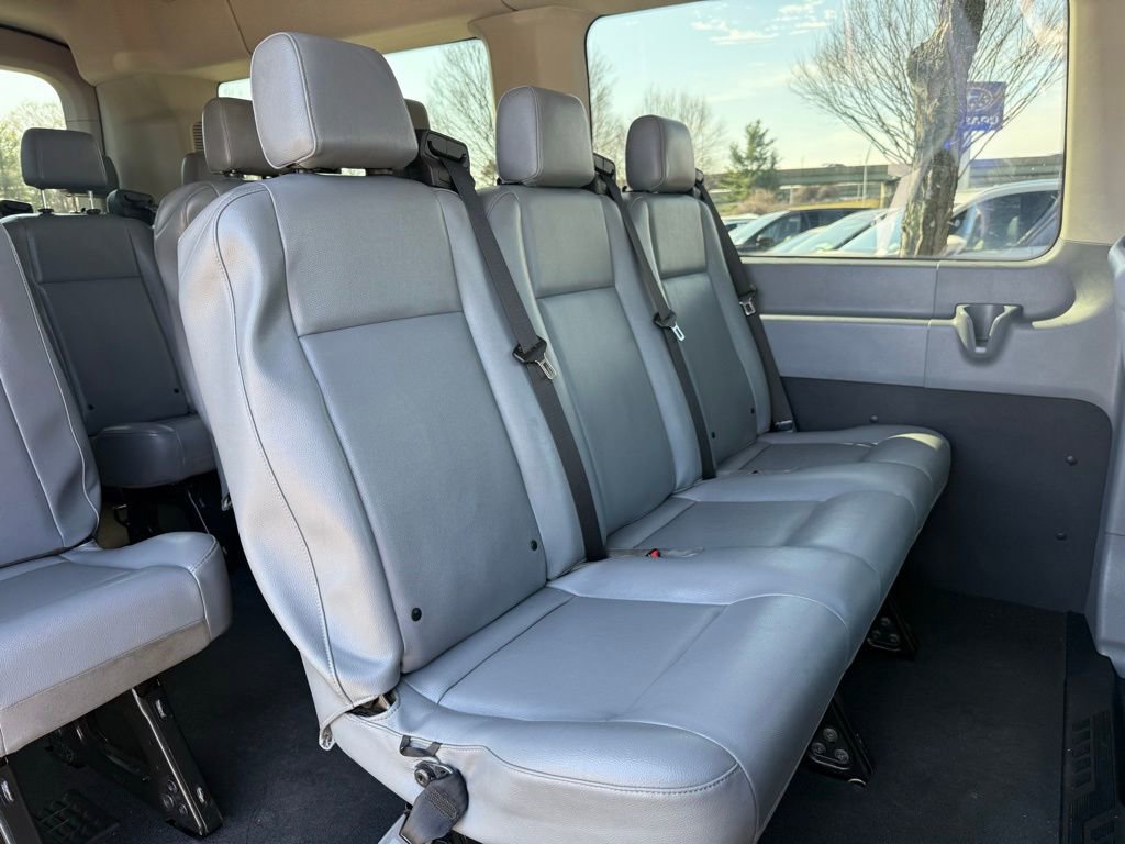 Used 2019 Ford Transit 350 XL image 25