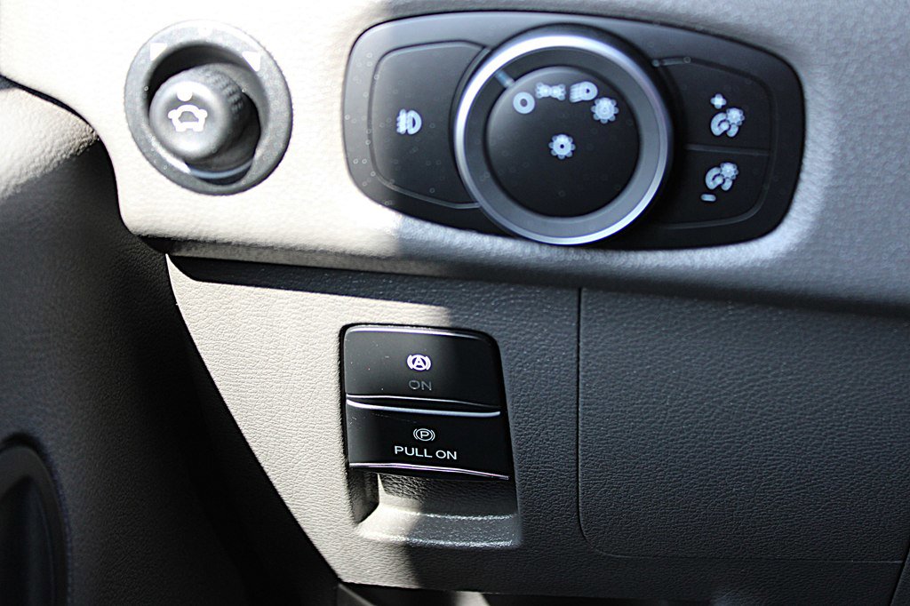 Used 2024 Ford Transit 350 w/ Interior Upgrade Package RWD image 31