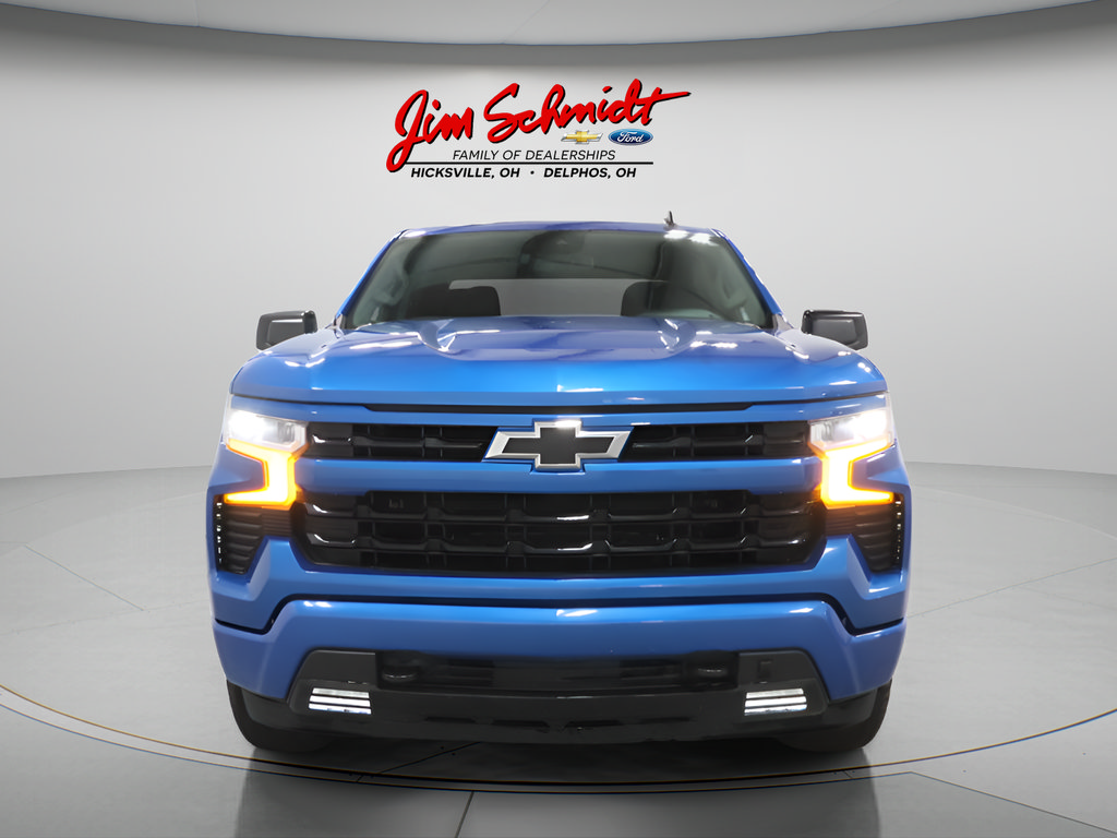 Used 2024 Chevrolet Silverado 1500 RST AWD/4WD image 3
