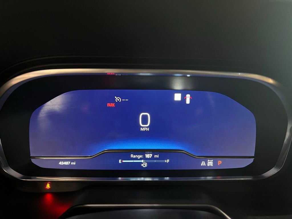 Used 2022 Chevrolet Tahoe LT w/ Luxury Package AWD/4WD image 22