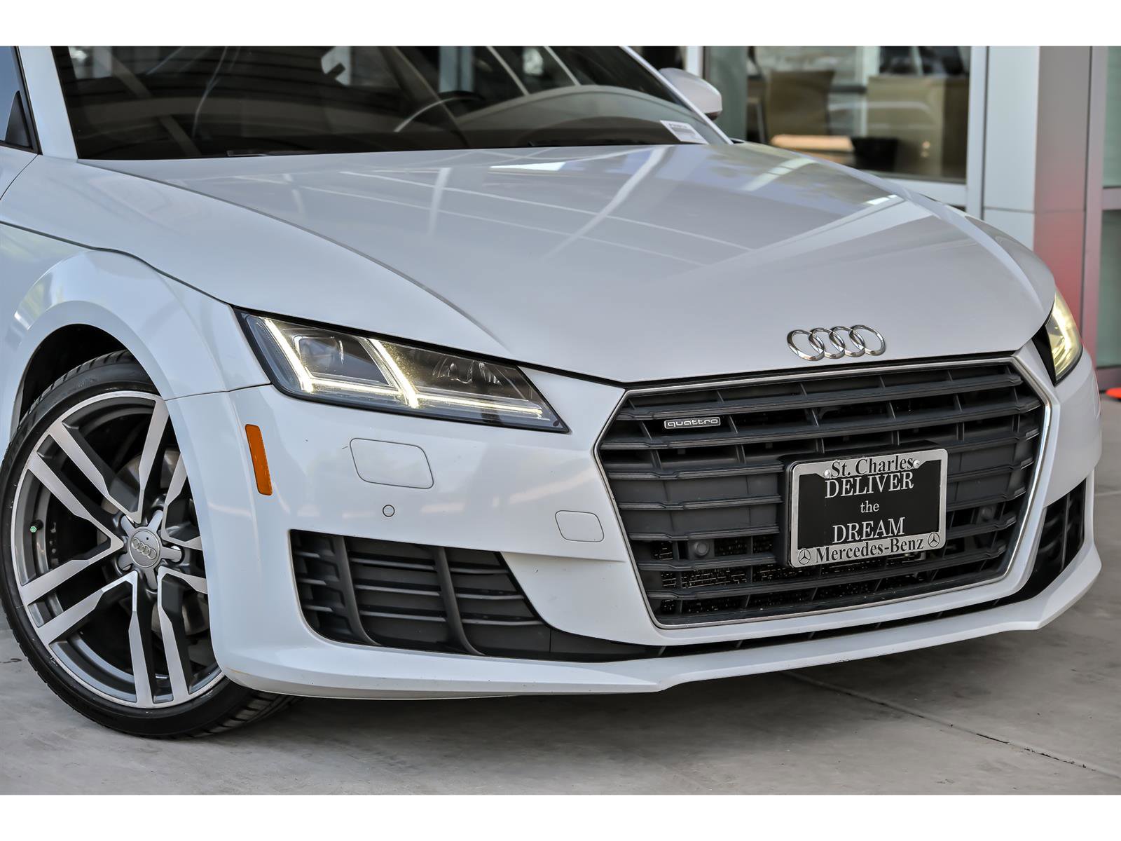 Used 2016 Audi TT 2.0T w/ Technology Package AWD/4WD image 2
