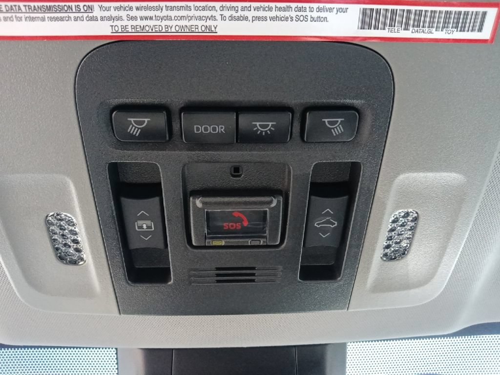 Used 2023 Toyota Camry XLE w/ Navigation Package FWD image 27