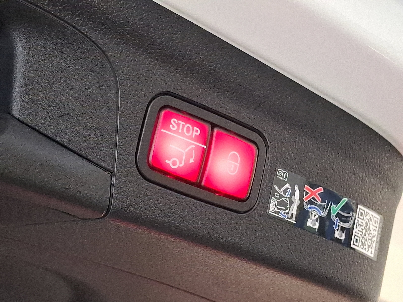 New 2026 Mercedes-Benz GLE 63 AMG S image 27