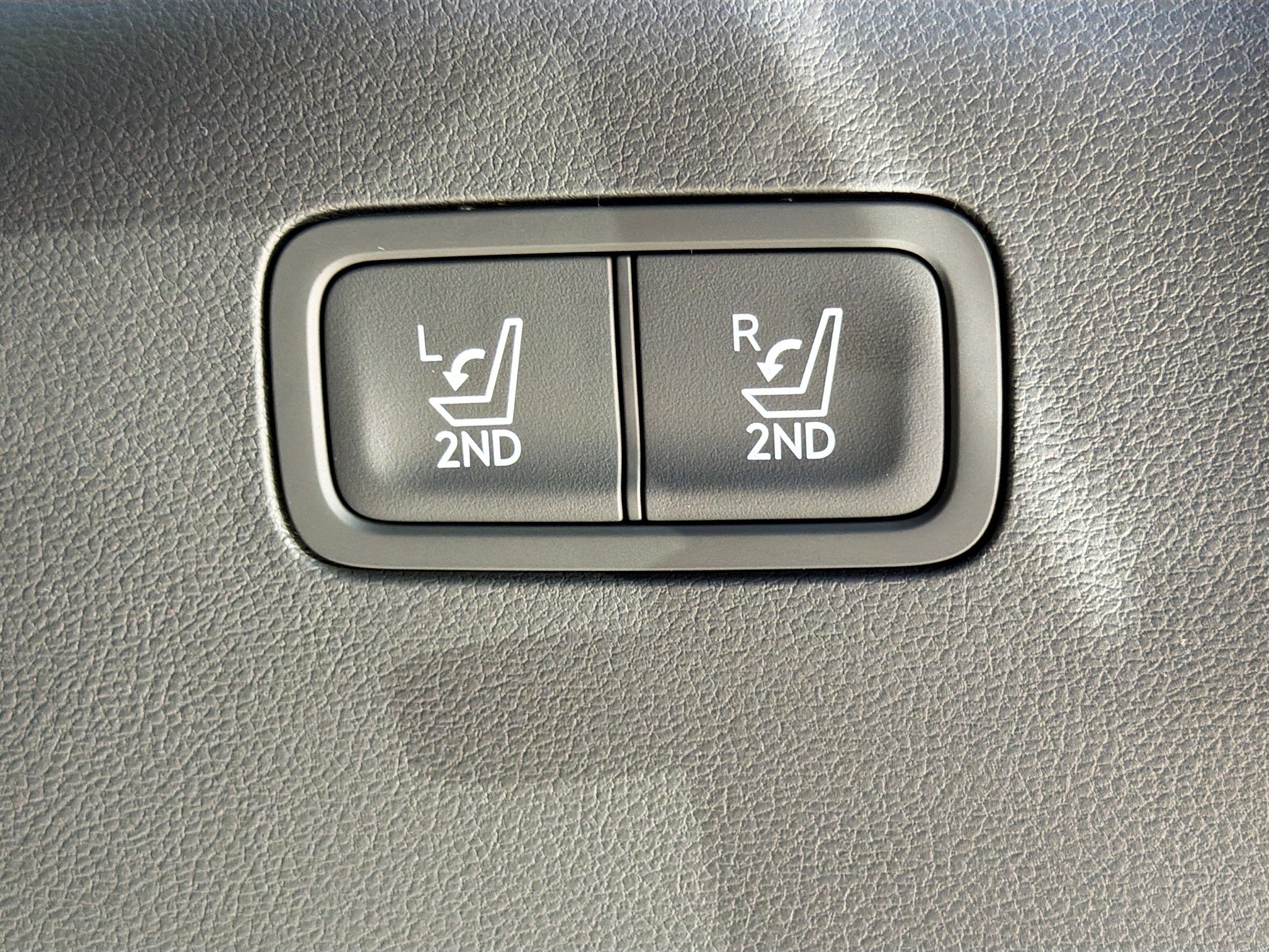 New 2026 Hyundai Santa Fe SEL image 13