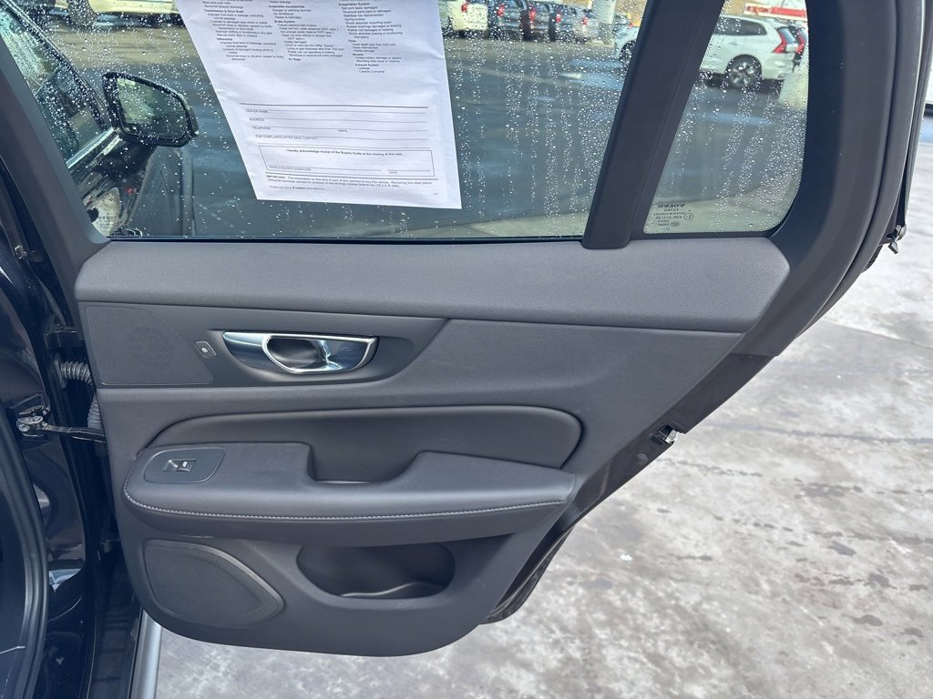 Certified 2024 Volvo V60 B5 Cross Country Plus w/ Protection Package Premier image 41