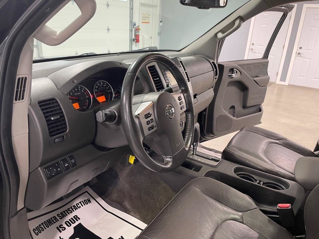 Used 2015 Nissan Frontier PRO-4X AWD/4WD image 9