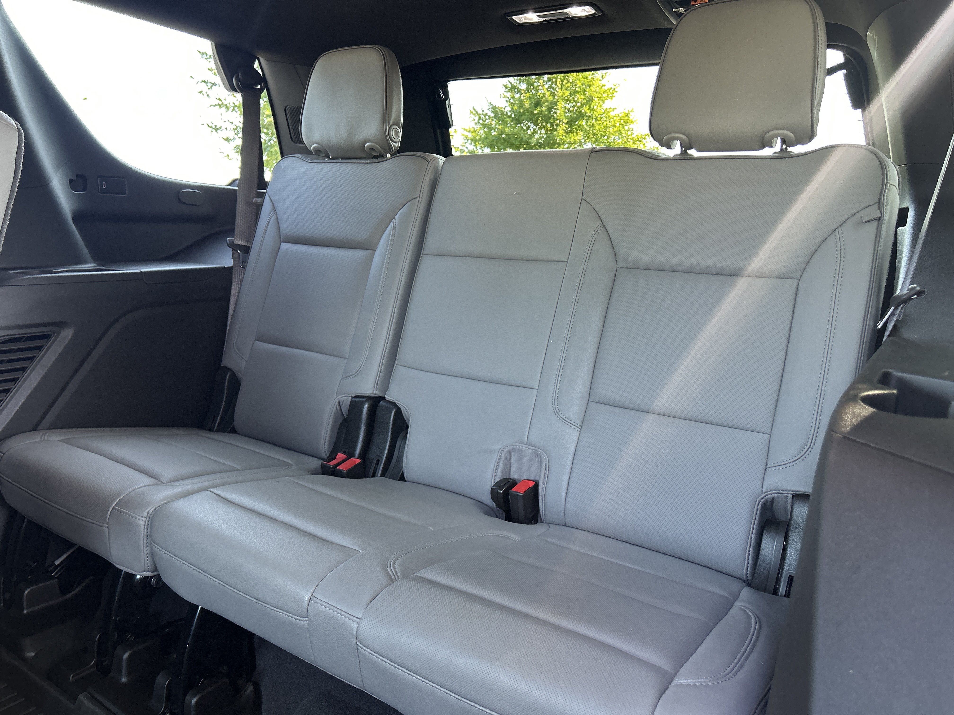 Used 2021 GMC Yukon SLT w/ SLT Luxury Package RWD image 27
