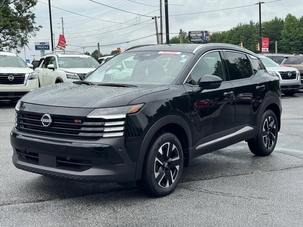 Certified 2025 Nissan Kicks SR FWD image 7
