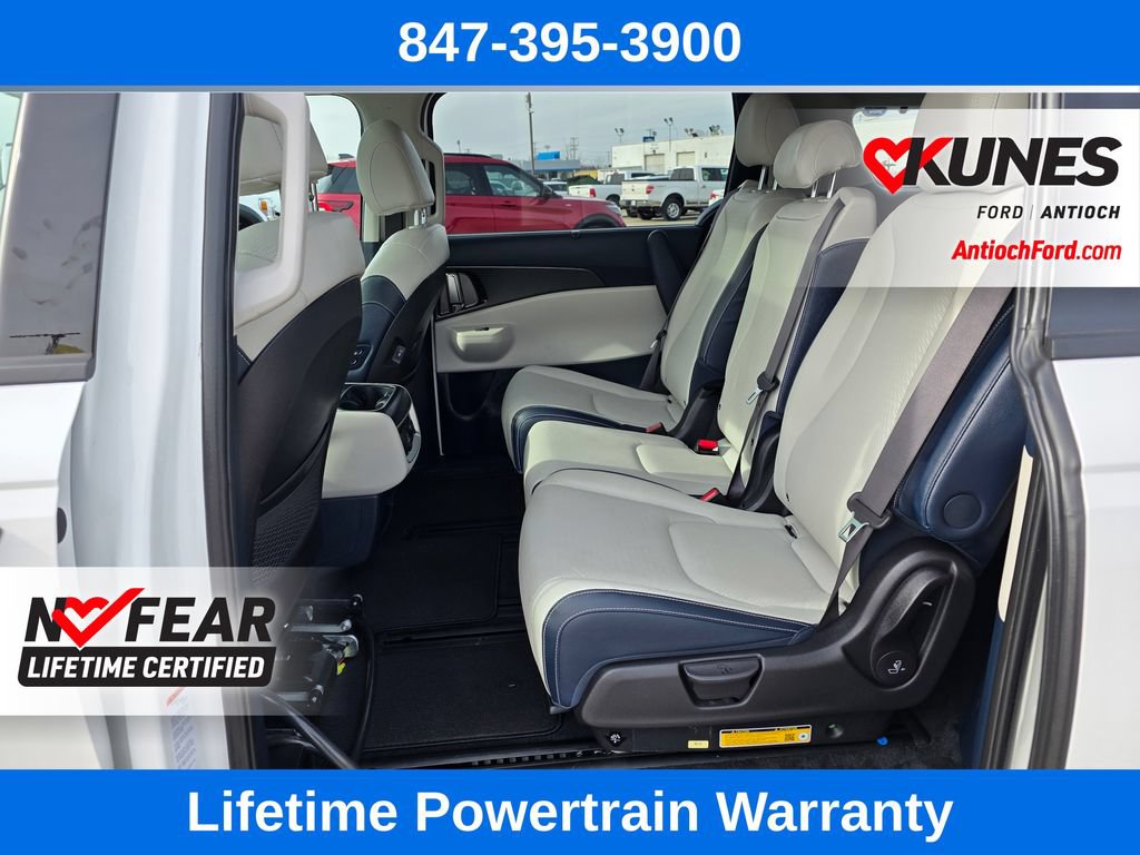Used 2025 Kia Carnival SX Prestige FWD image 21