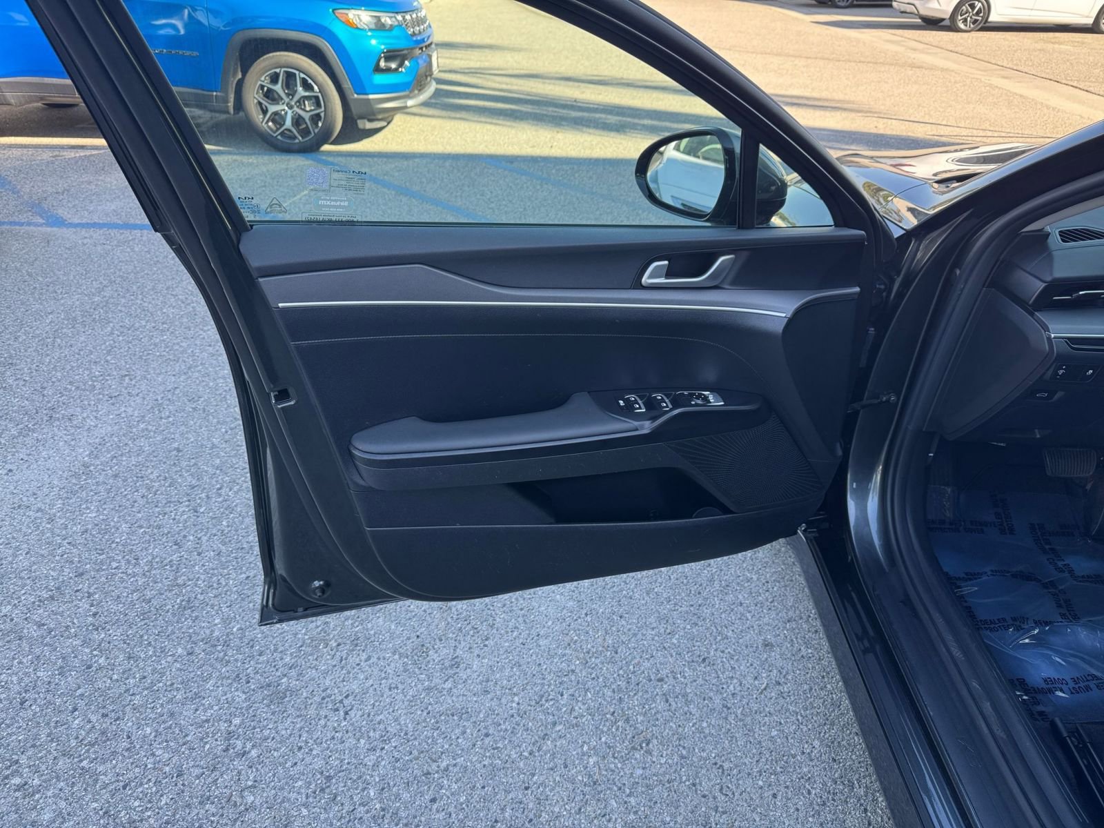 Used 2025 Kia K5 LXS image 18