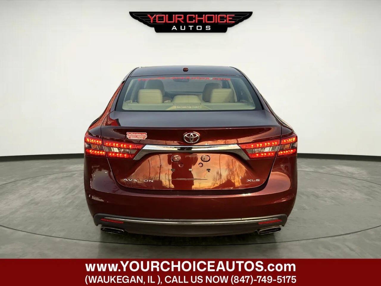 Used 2017 Toyota Avalon XLE Premium FWD image 4