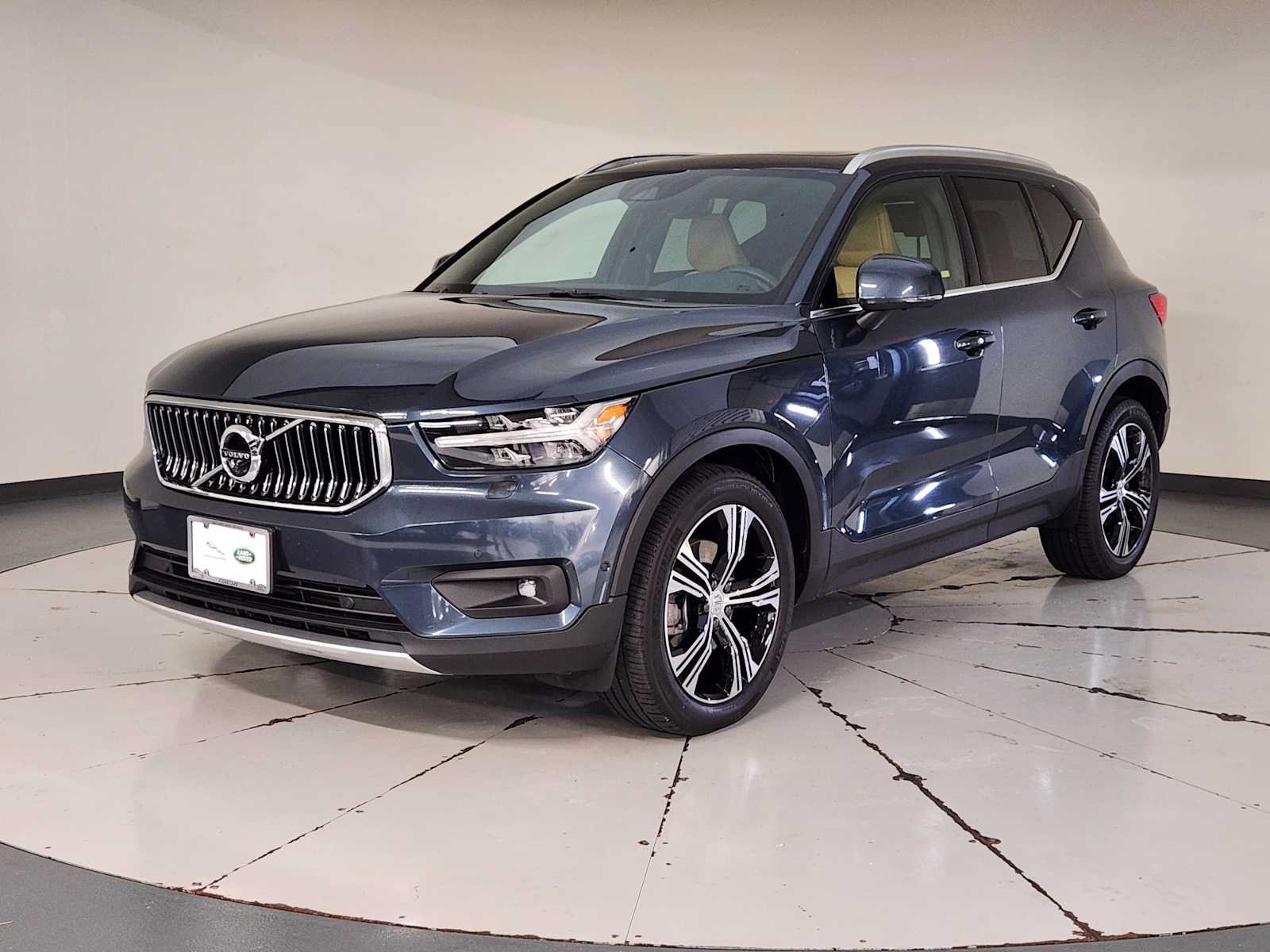 Used 2021 Volvo XC40 T5 Inscription w/ Protection Package Premier