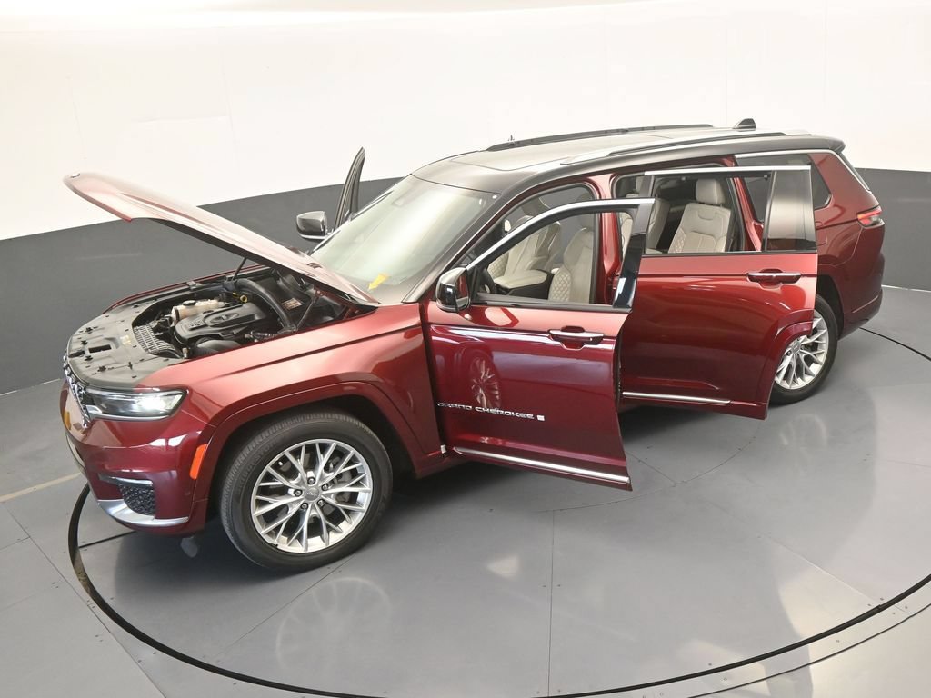 Used 2023 Jeep Grand Cherokee L Summit w/ Luxury Tech Group V AWD/4WD image 74