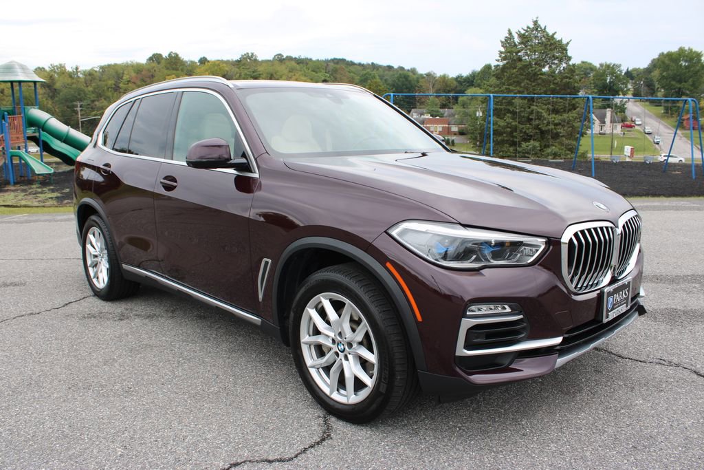 Used 2019 BMW X5 xDrive40i w/ Executive Package image 2