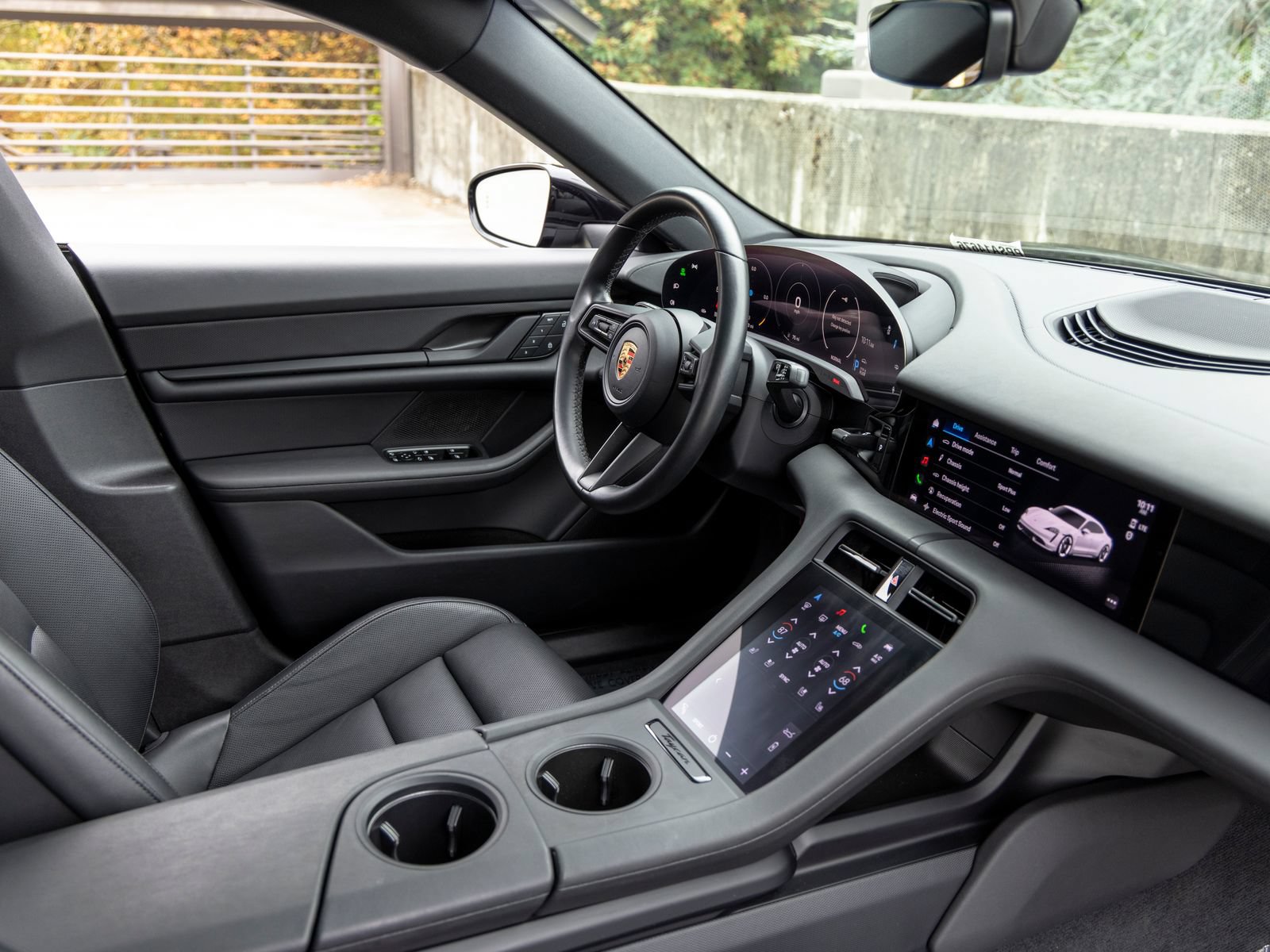 Certified 2023 Porsche Taycan w/ Premium Package RWD image 51