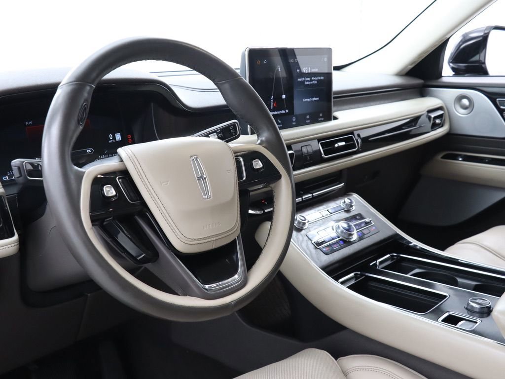 Used 2020 Lincoln Aviator Reserve w/ Equipment Group 201A image 17