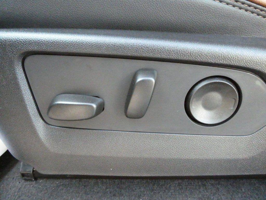 New 2026 GMC Canyon AT4 w/ Nightfall Essentials Package image 18