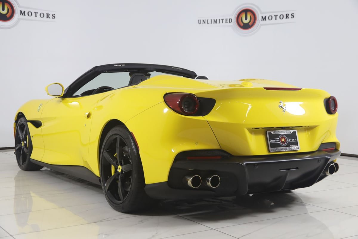 Used 2022 Ferrari Portofino M RWD image 35
