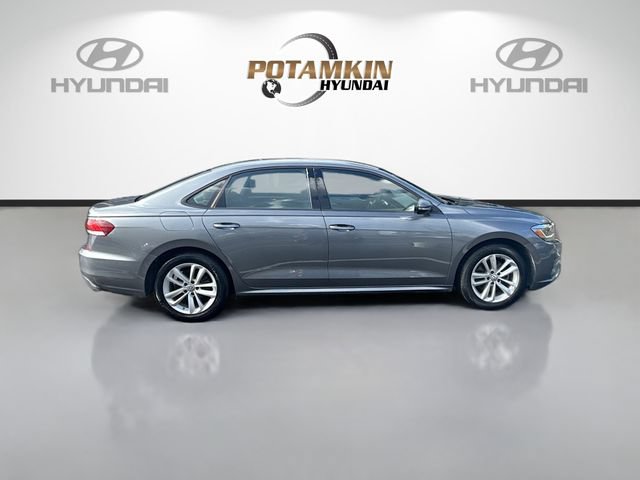 Used 2021 Volkswagen Passat 2.0T S FWD image 4