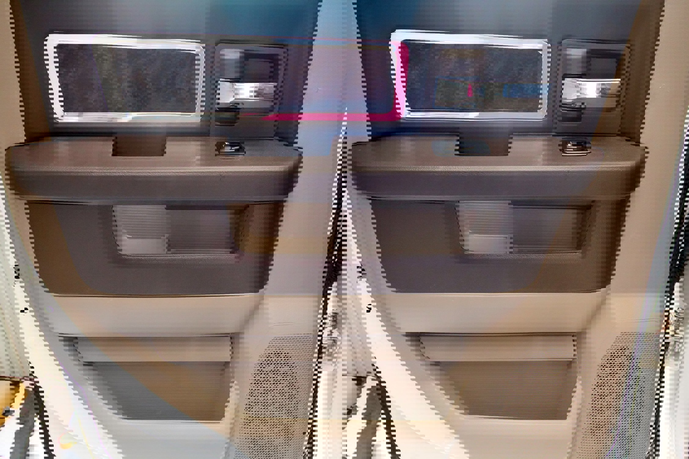 Used 2012 RAM 2500 Longhorn w/ Cold Weather Group image 44