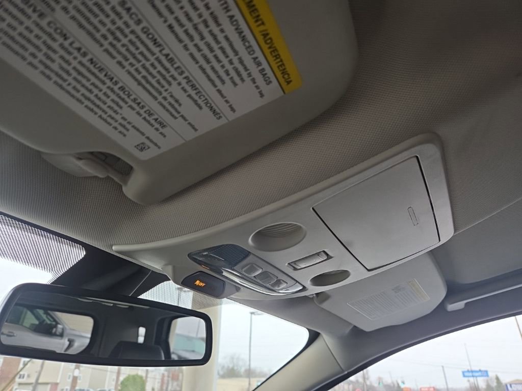 Used 2019 Ford EcoSport SES w/ SES Black Appearance Package image 17