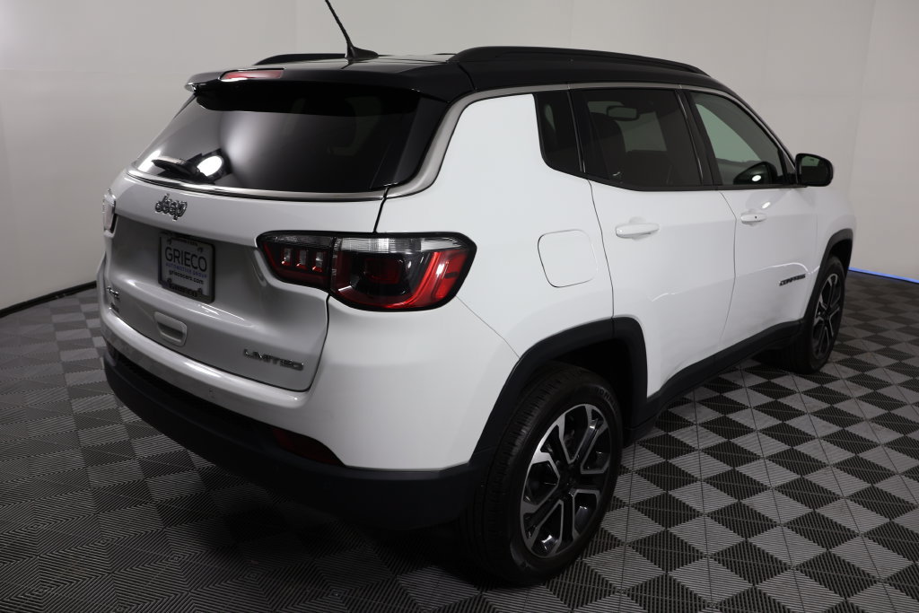 Used 2024 Jeep Compass Limited AWD/4WD image 8