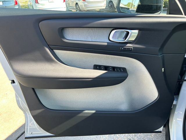 New 2026 Volvo XC40 B5 Plus w/ Climate Package image 15
