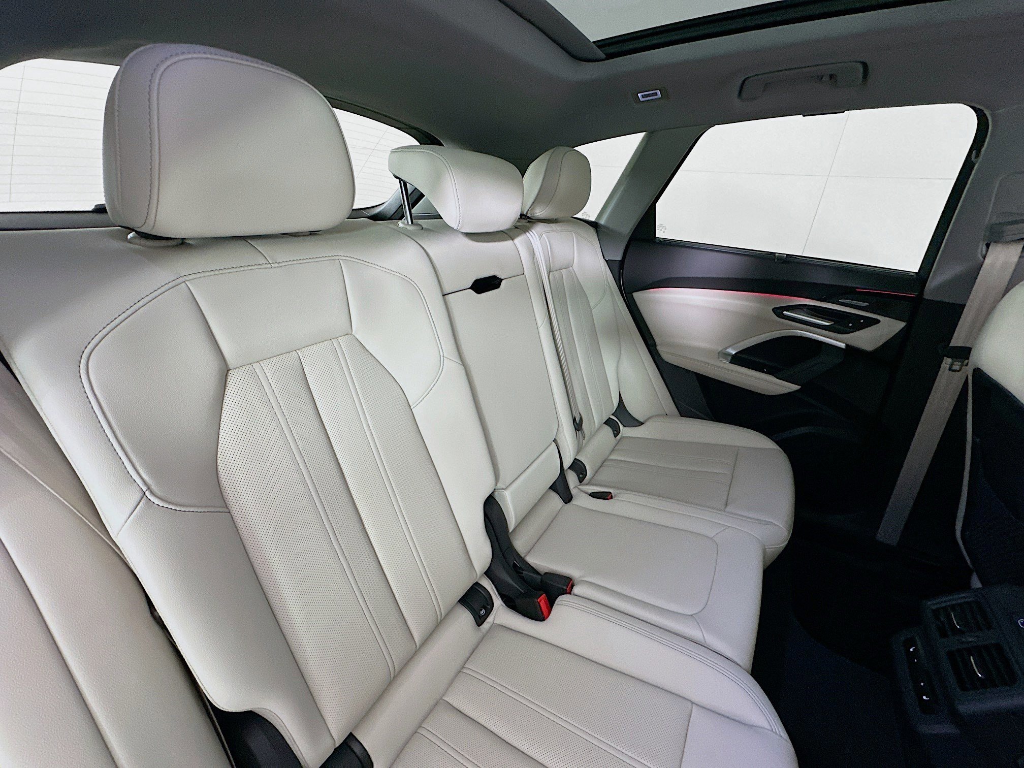 Used 2025 Audi Q5 Prestige image 28