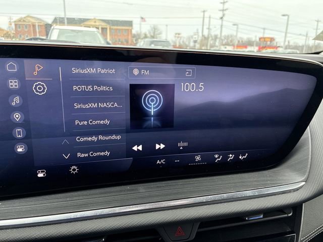 Used 2025 Buick Envision Preferred image 15