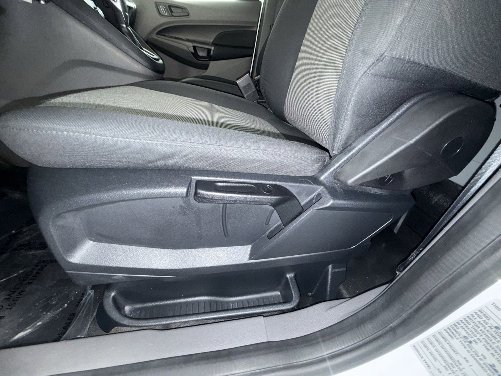 Used 2020 Ford Transit Connect XL FWD image 14