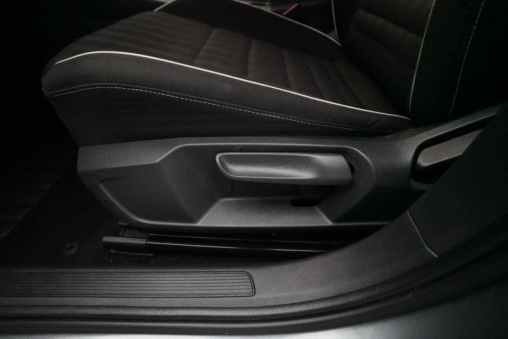 Used 2024 Volkswagen Jetta Sport FWD image 27