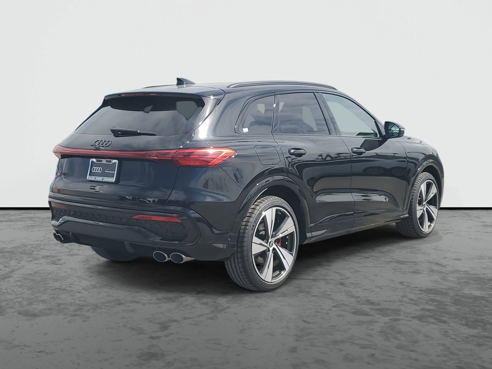 New 2025 Audi SQ5 Premium Plus image 4