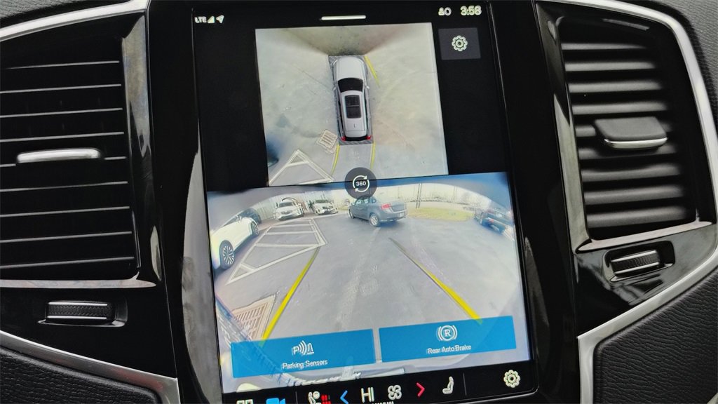 Certified 2024 Volvo XC90 T8 Plus w/ Protection Package Premier image 22