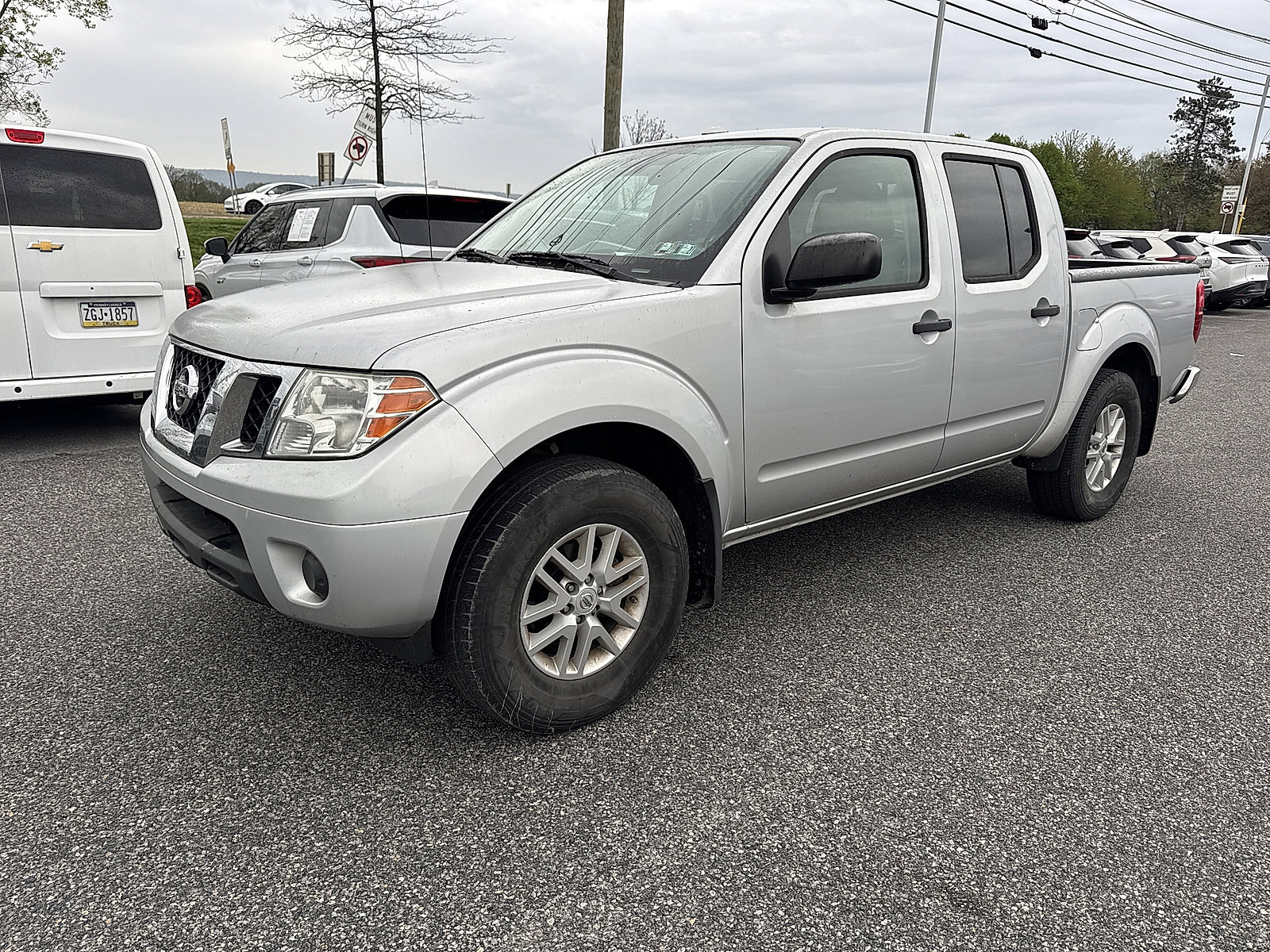 Used 2018 Nissan Frontier SV AWD/4WD image 7