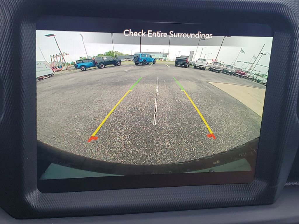 Used 2022 Jeep Wrangler Unlimited Sahara image 17