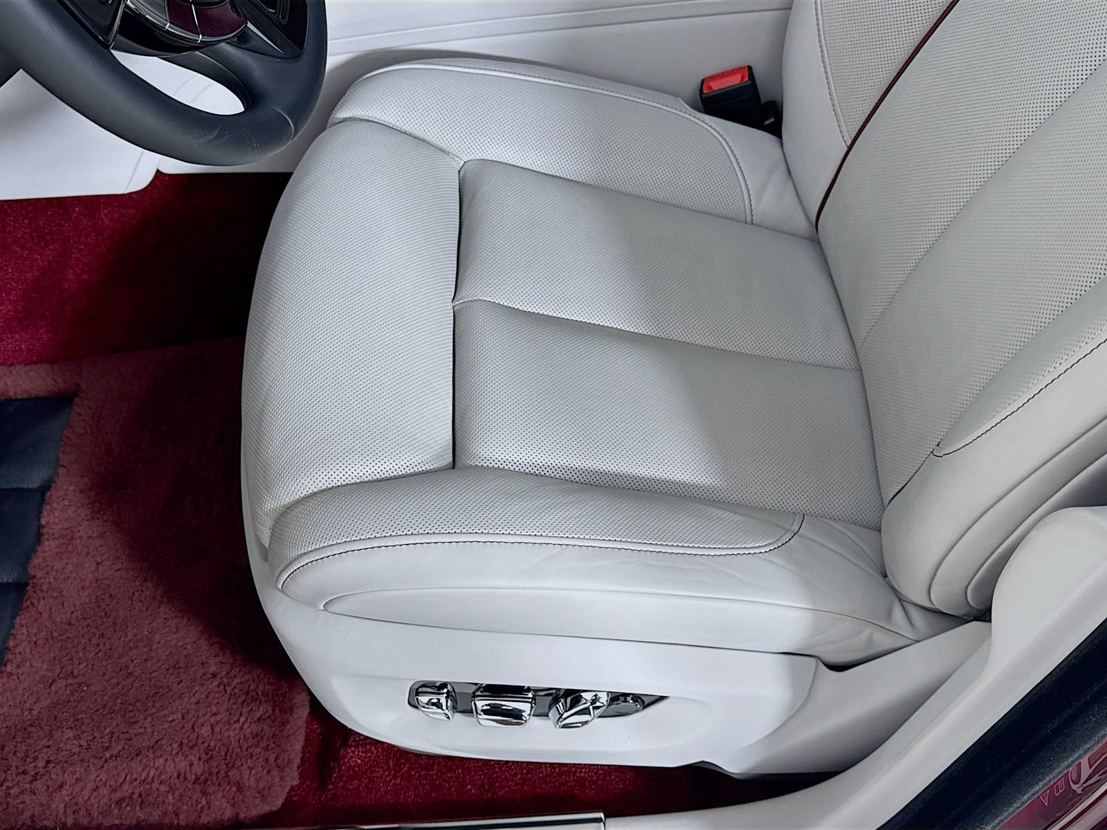 Certified 2024 Rolls-Royce Ghost Extended Wheelbase AWD/4WD image 19