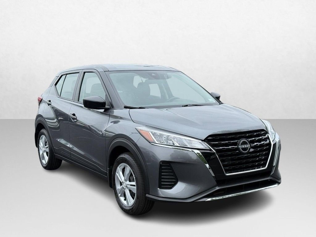 Used 2024 Nissan Kicks S FWD image 10