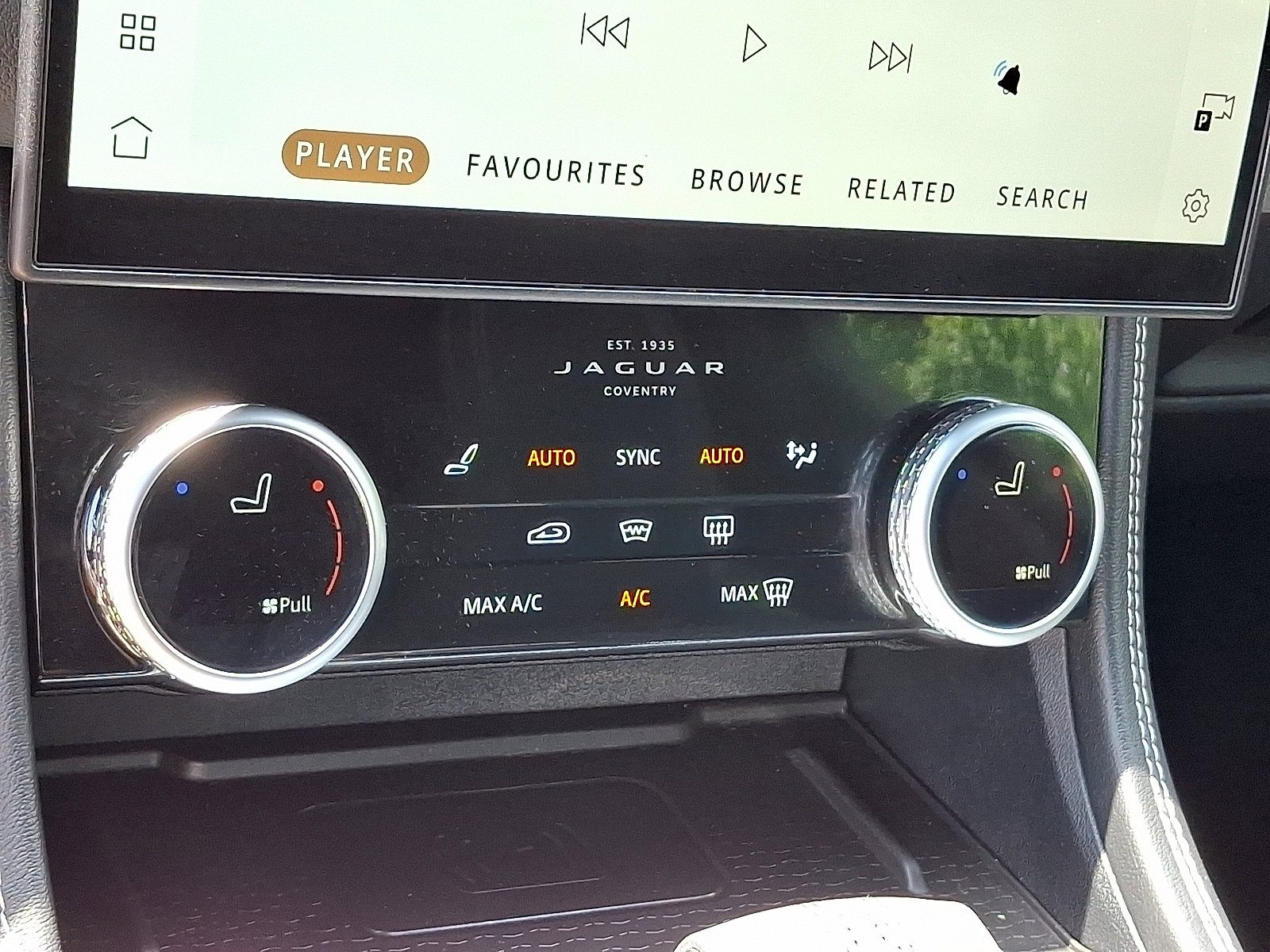 Used 2025 Jaguar F-PACE R-Dynamic S image 26