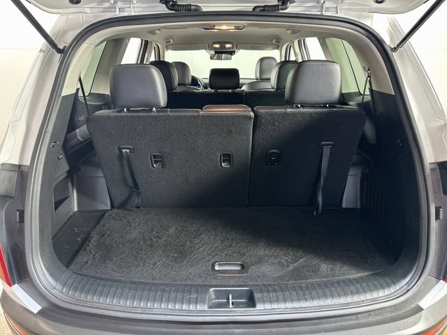 Used 2021 Kia Telluride LX AWD/4WD image 8