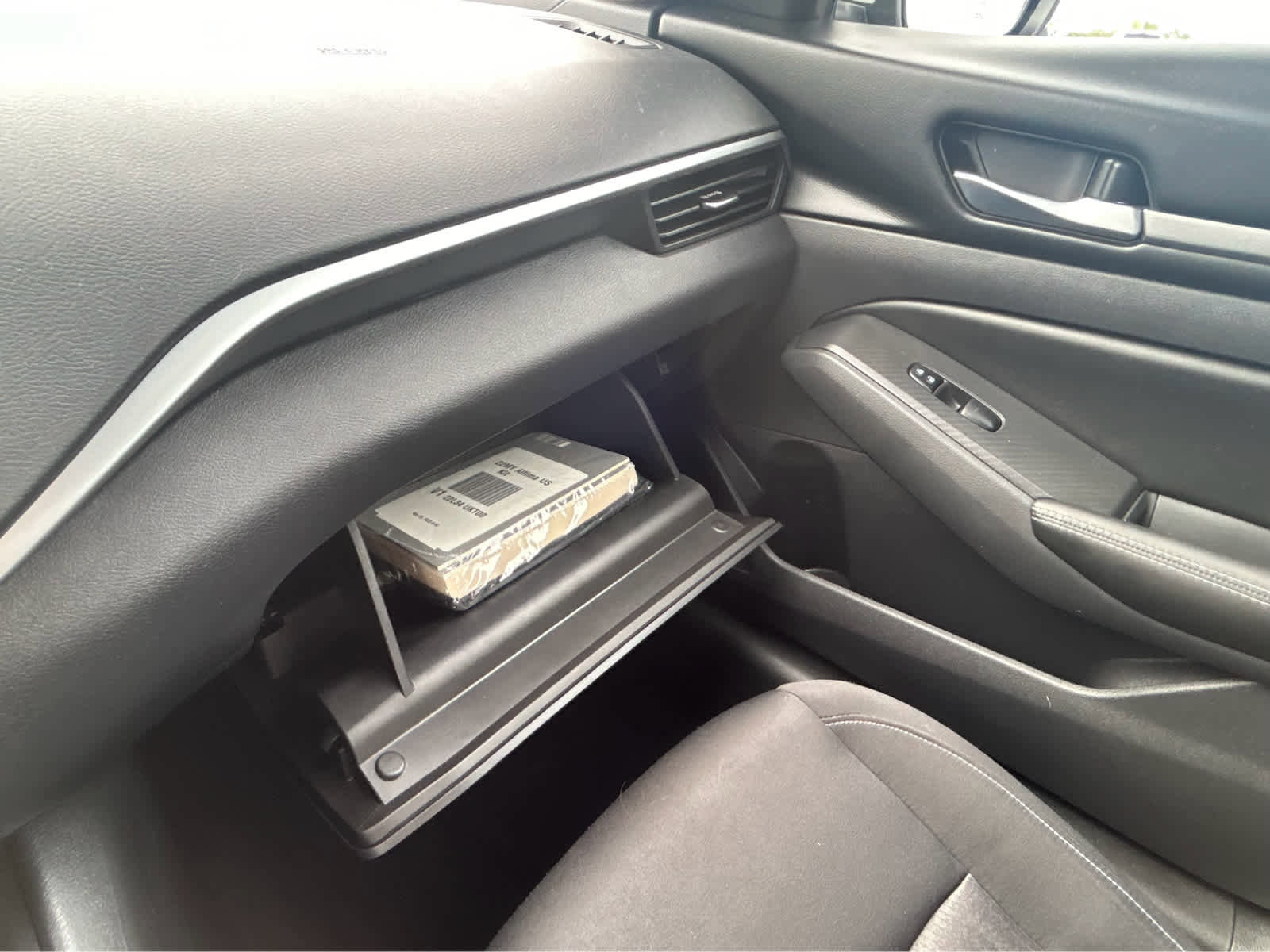 Used 2022 Nissan Altima 2.5 SV image 35