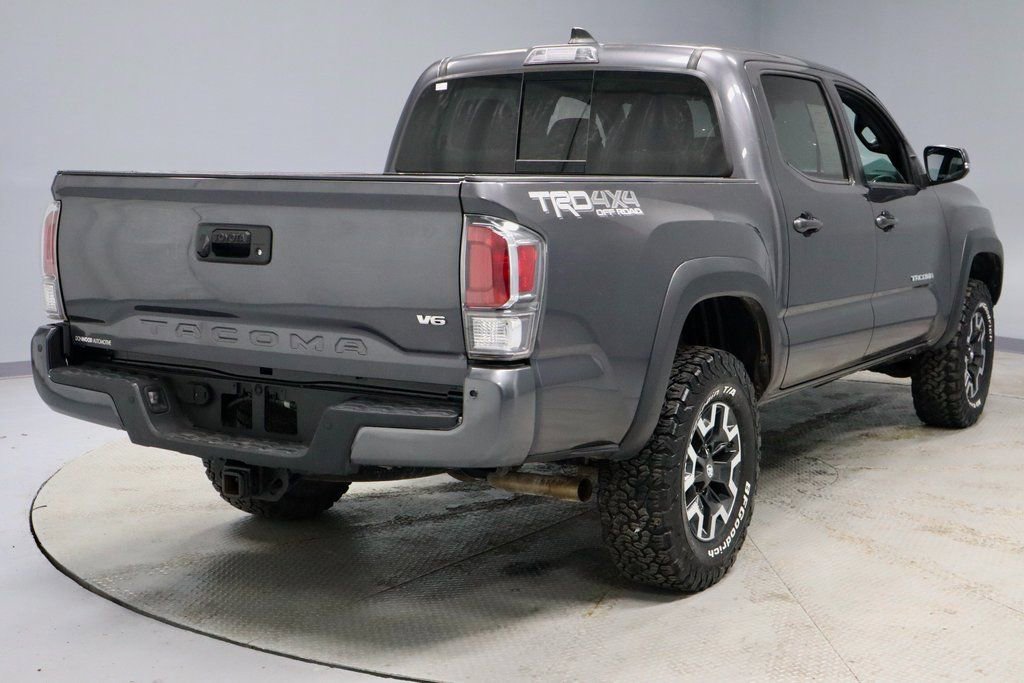 Used 2020 Toyota Tacoma TRD Off-Road w/ Technology Package image 10