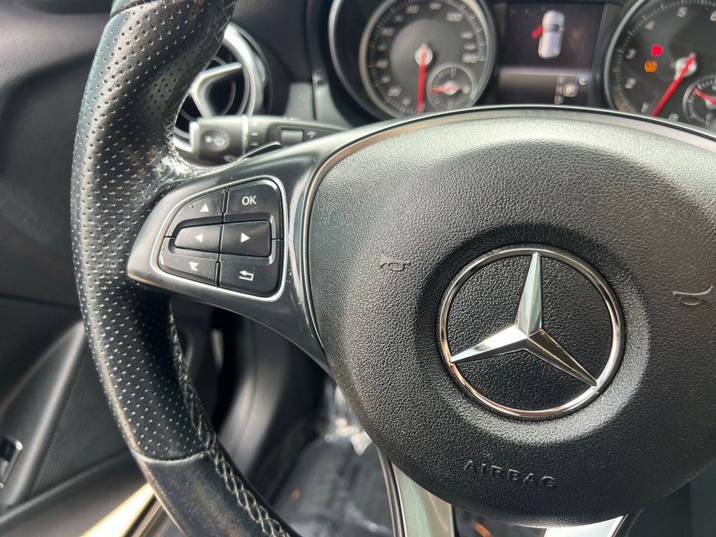 Used 2019 Mercedes-Benz GLA 250 4MATIC image 37