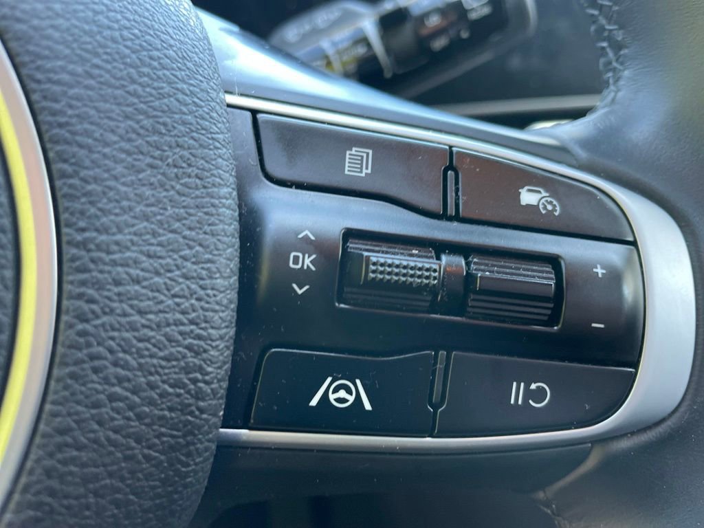 Used 2025 Kia Sportage X-Line image 12